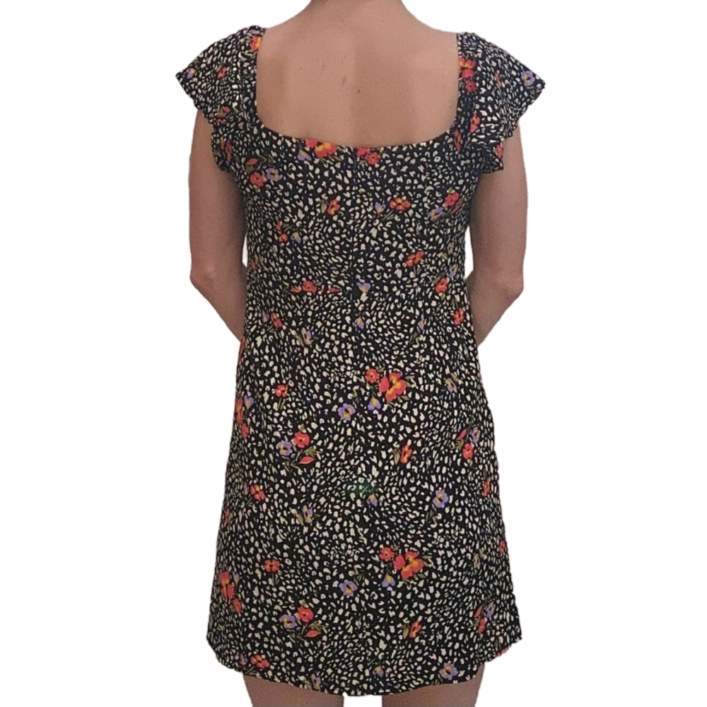 Small Forever 21 Black and Floral Ruffled Sleeved Dress - Picture 2 of 5